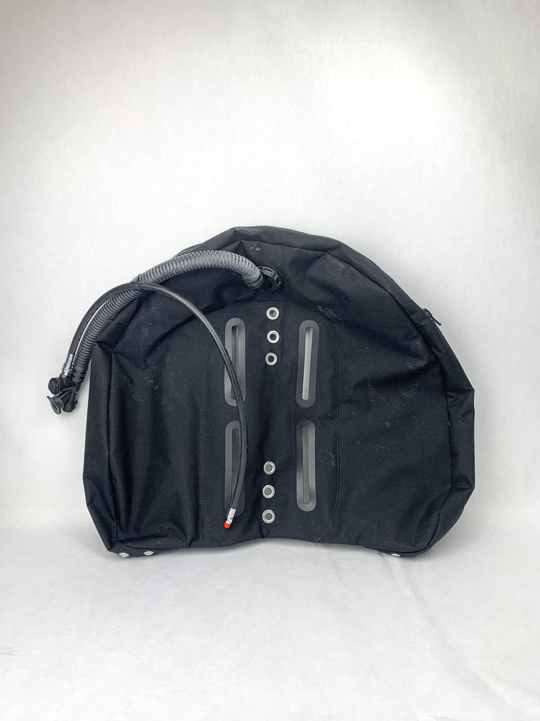 OMS 45 lb (20 kg) Ocean Wing - Black - TR8830