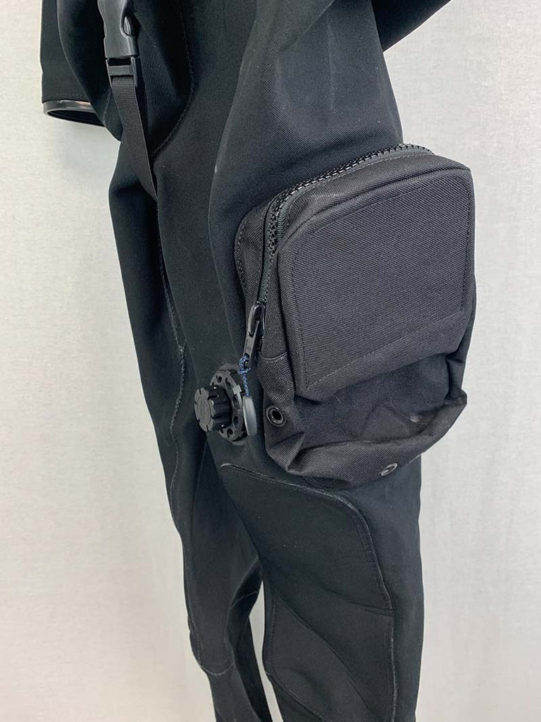 DUI Men's XL CF200X Premium Drysuit TR8888