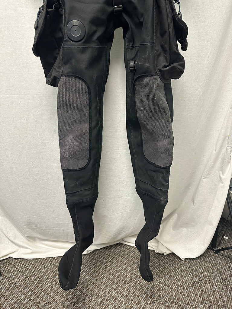 DUI Men's MD CLX450 Classic Drysuit TR8968