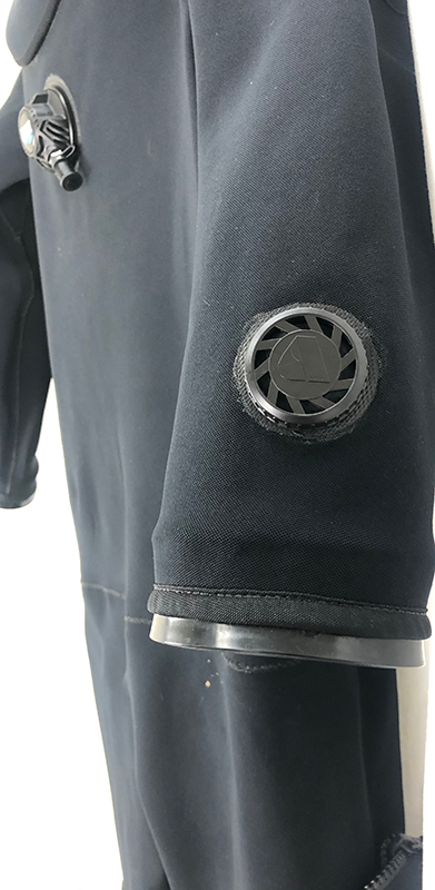 DUI Men's MD CF200SE Premium Drysuit TR8466