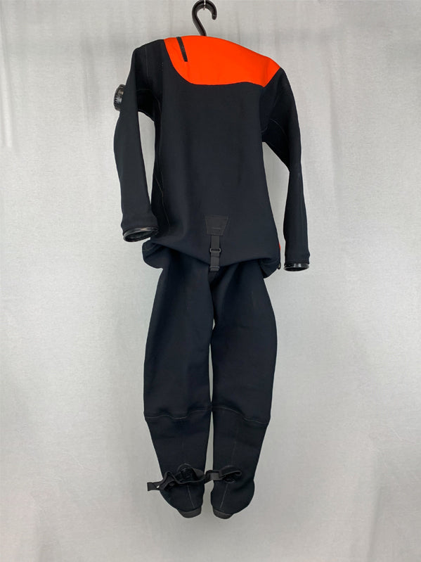 DUI Women's SM CF200X Premium Drysuit TR8765